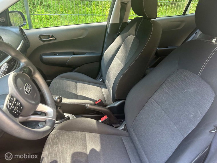 Vehicle Image 11
