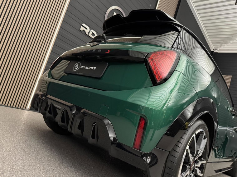 Vehicle Image 45
