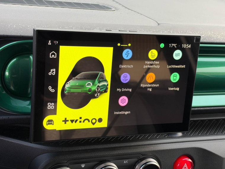 Vehicle Image 22