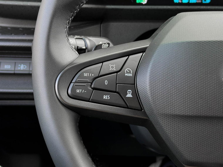 Vehicle Image 40