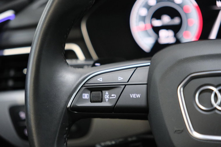 Vehicle Image 23