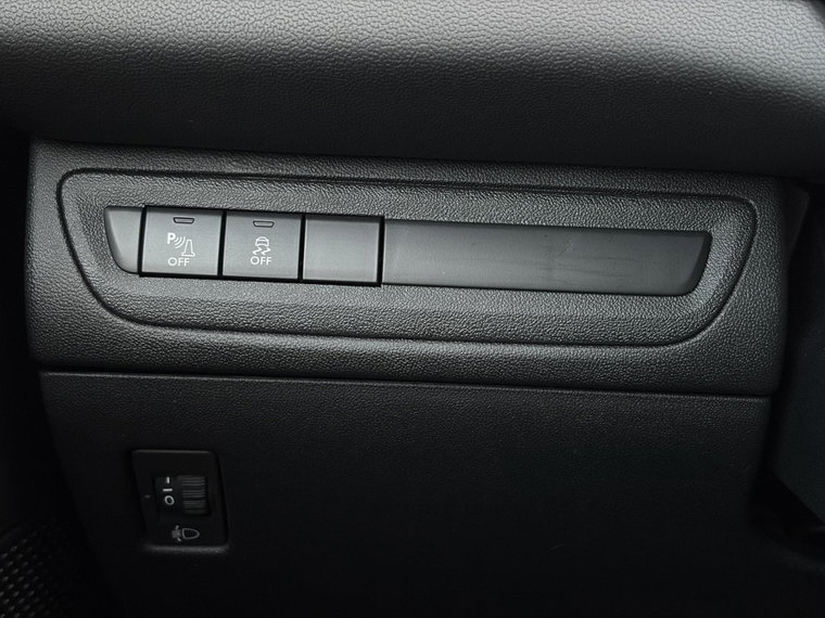 Vehicle Image 34