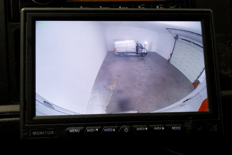Vehicle Image 13