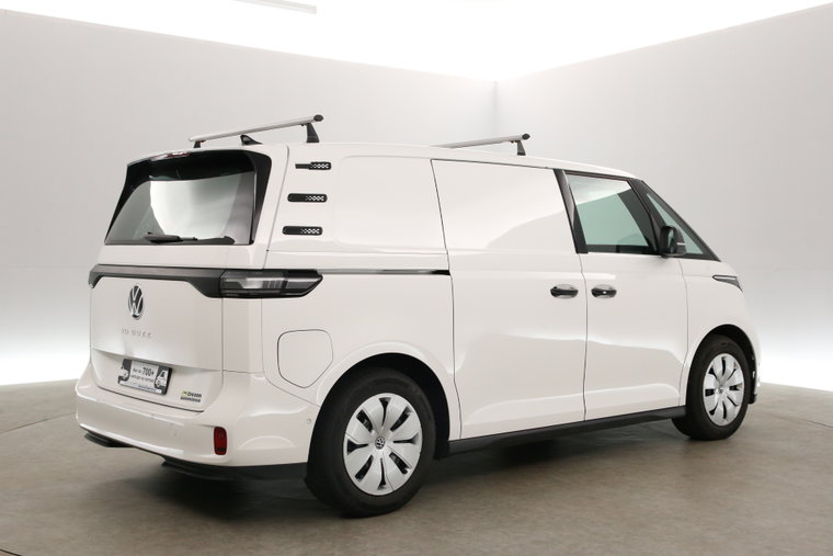 Vehicle Image 32