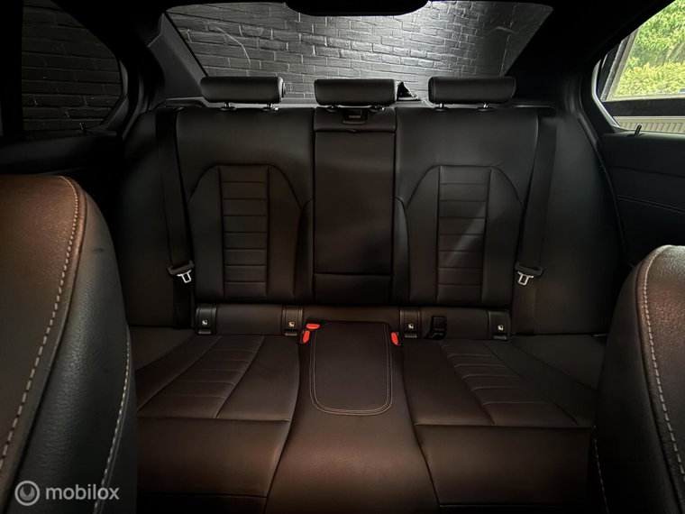 Vehicle Image 43