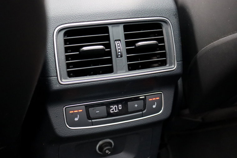 Vehicle Image 27