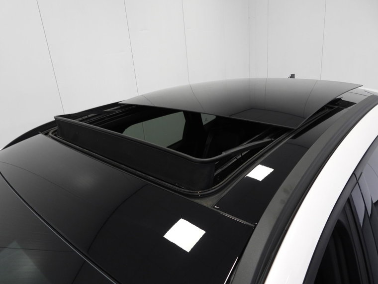 Vehicle Image 40