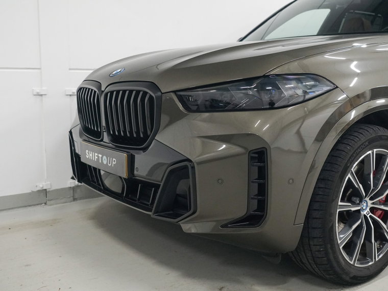 Vehicle Image 40