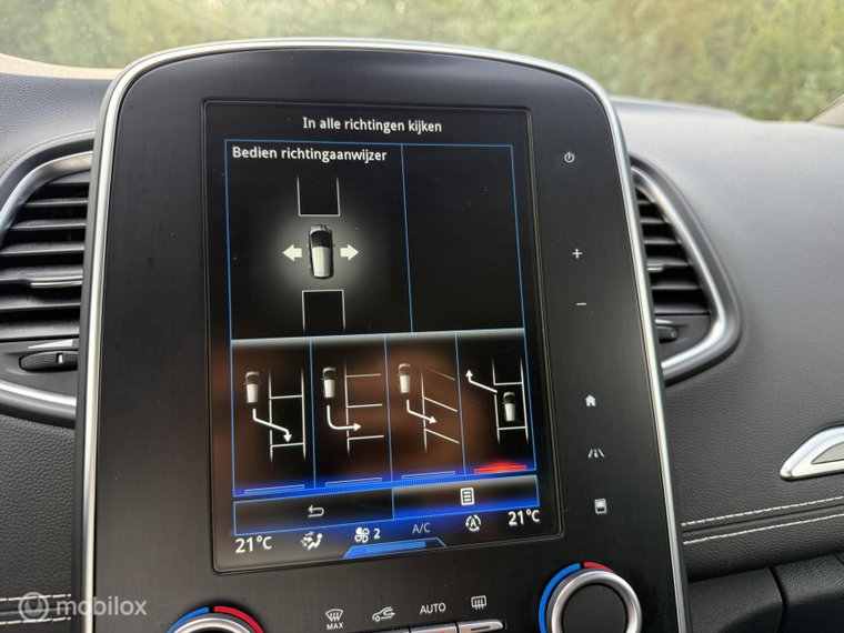 Vehicle Image 38
