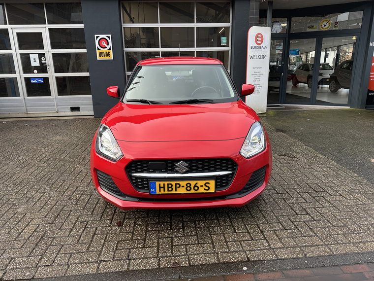 Vehicle Image 8