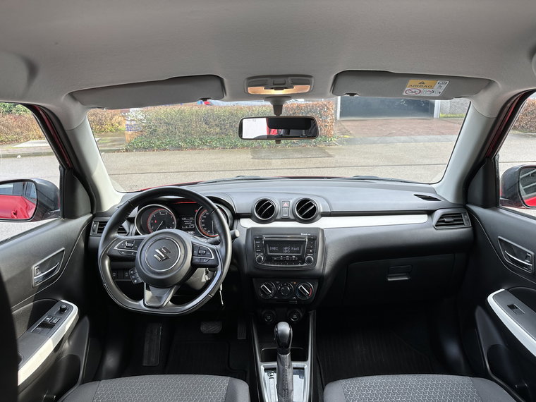 Vehicle Image 10