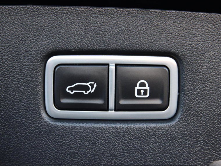 Vehicle Image 37