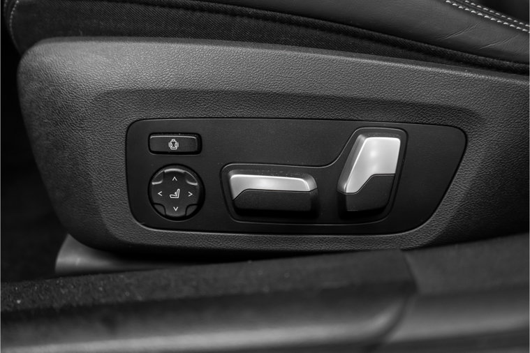 Vehicle Image 39
