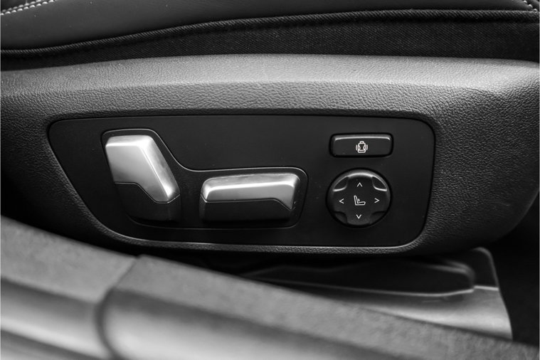 Vehicle Image 41