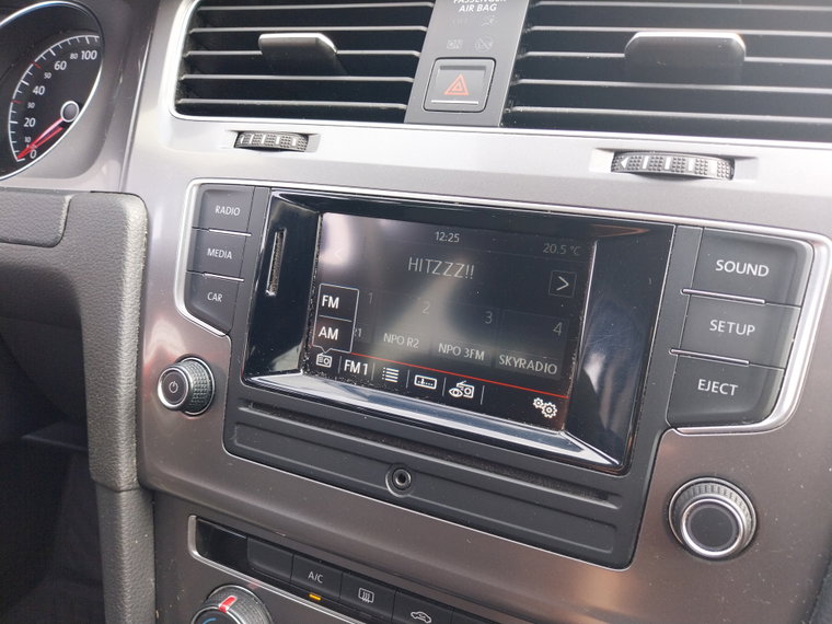 Vehicle Image 21
