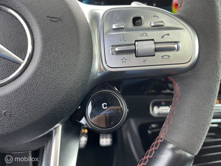 Vehicle Image 23