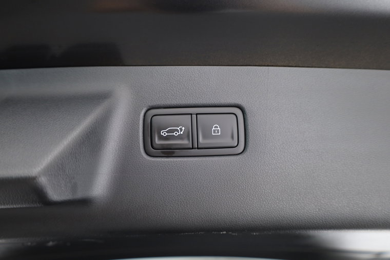 Vehicle Image 52