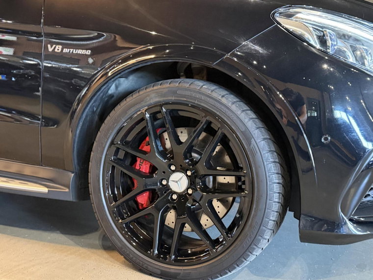 Vehicle Image 37