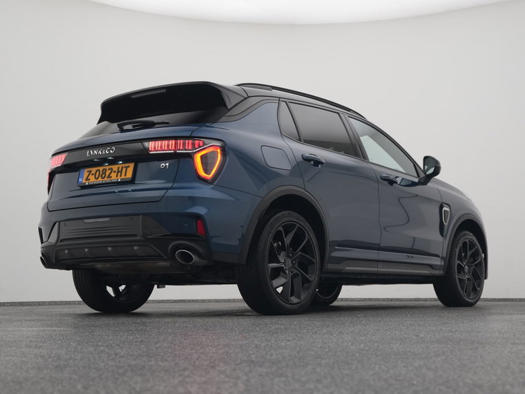 Vehicle Image 16
