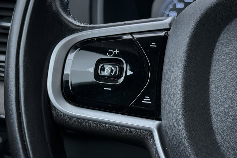 Vehicle Image 40