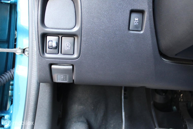 Vehicle Image 28