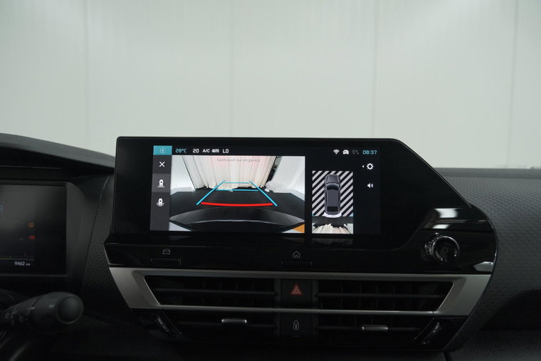 Vehicle Image 37