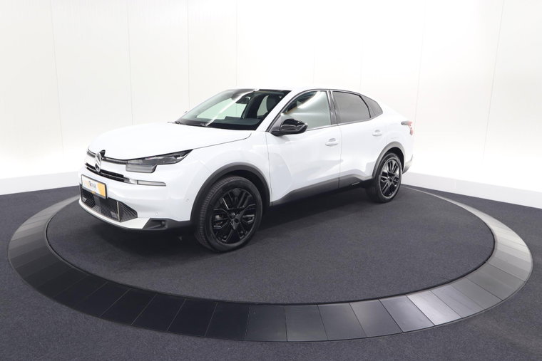 Vehicle Image 38