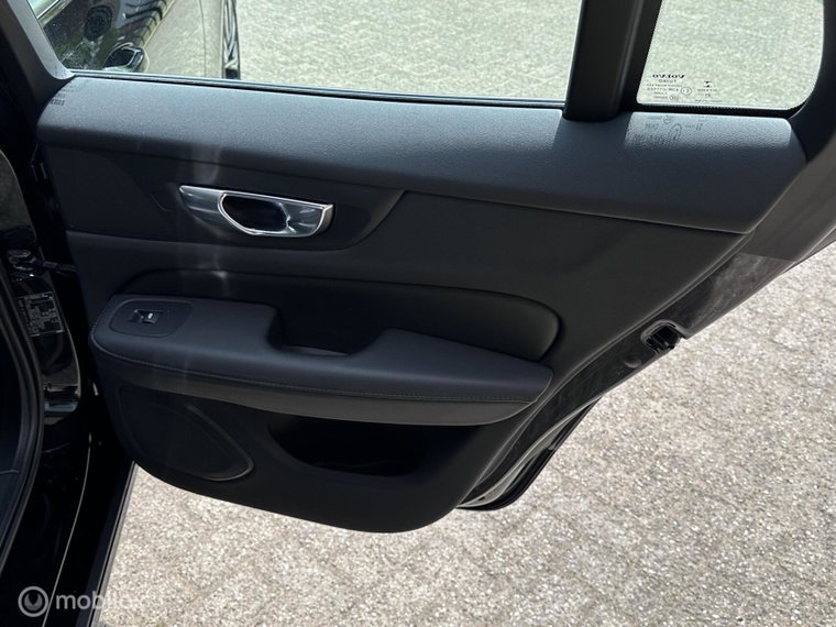 Vehicle Image 39