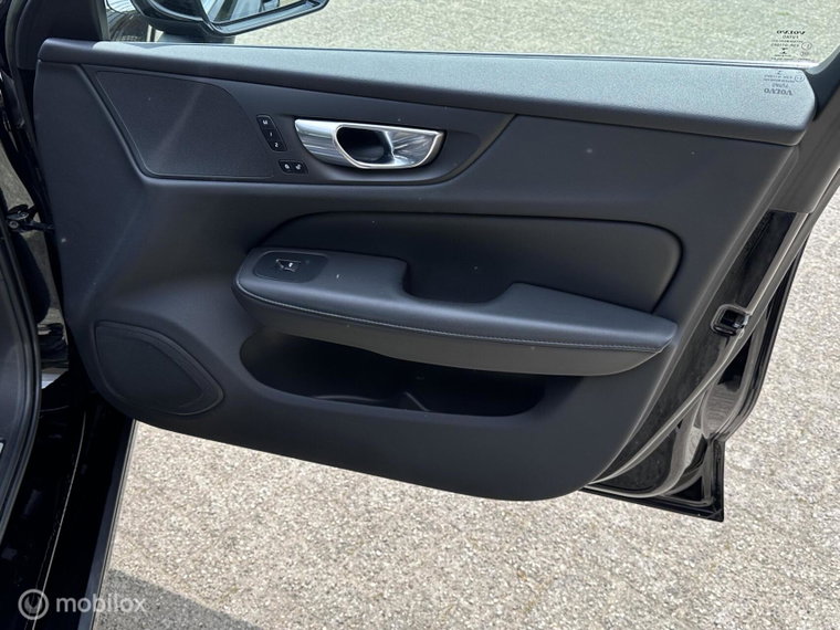 Vehicle Image 40