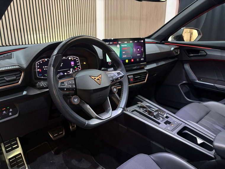 Vehicle Image 19