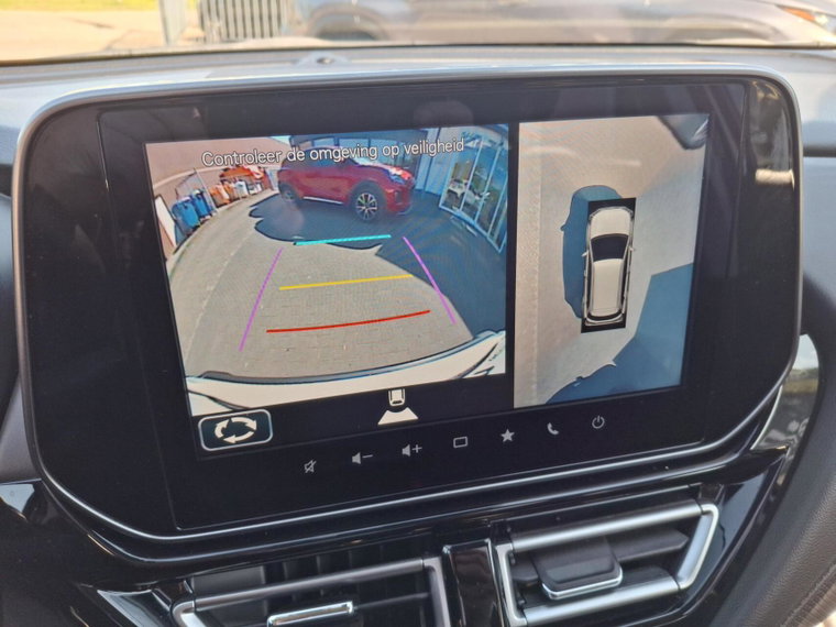 Vehicle Image 20