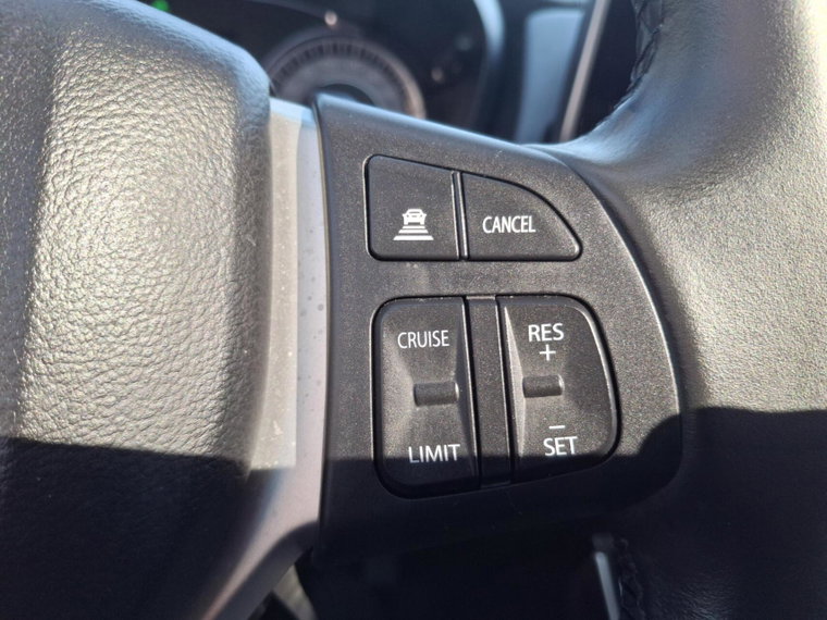Vehicle Image 24