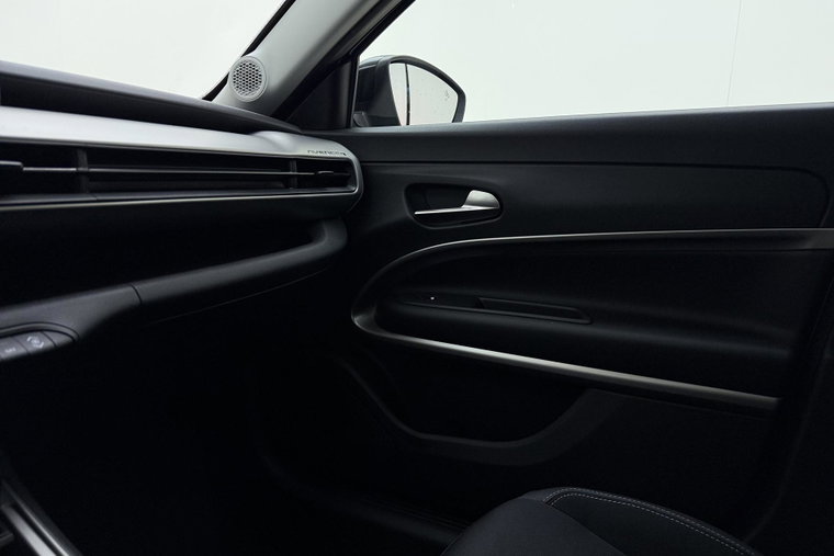 Vehicle Image 31
