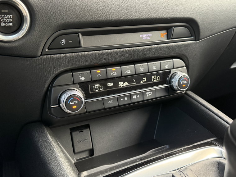 Vehicle Image 34