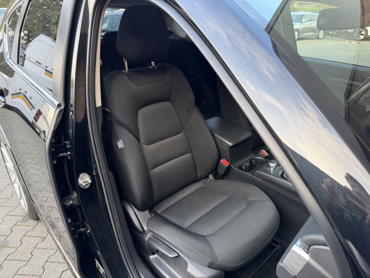 Vehicle Image 45