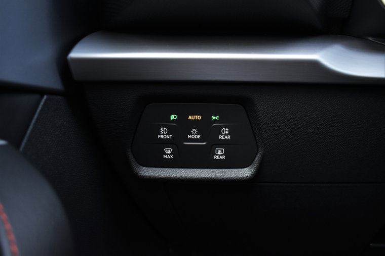 Vehicle Image 34