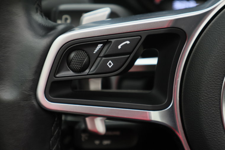 Vehicle Image 36