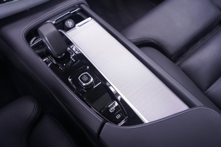 Vehicle Image 33