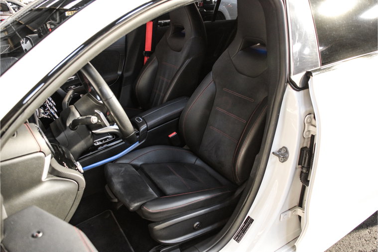 Vehicle Image 35