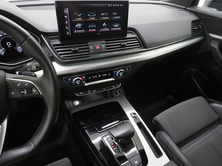 Vehicle Image 36