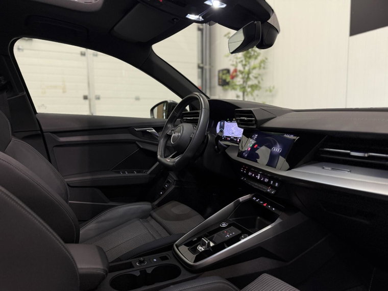 Vehicle Image 53