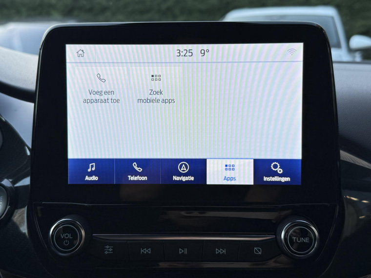 Vehicle Image 22