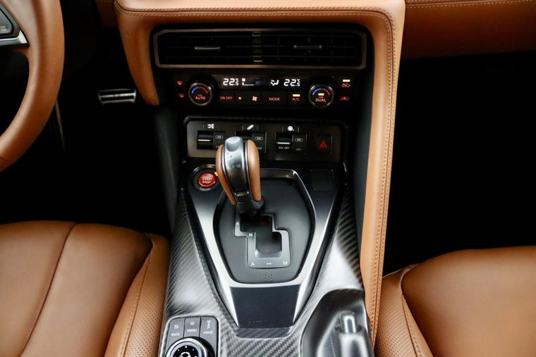 Vehicle Image 22