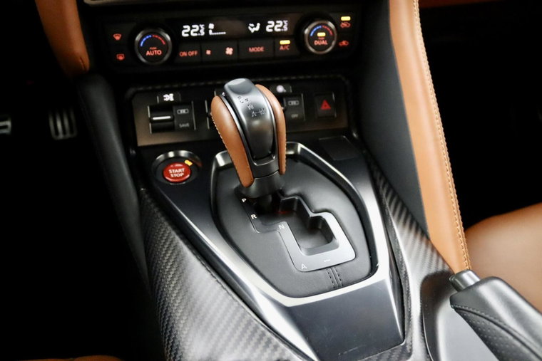 Vehicle Image 23
