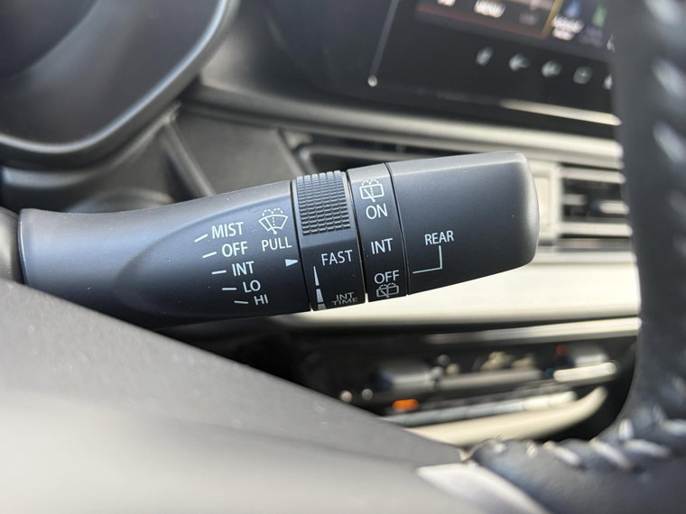 Vehicle Image 23