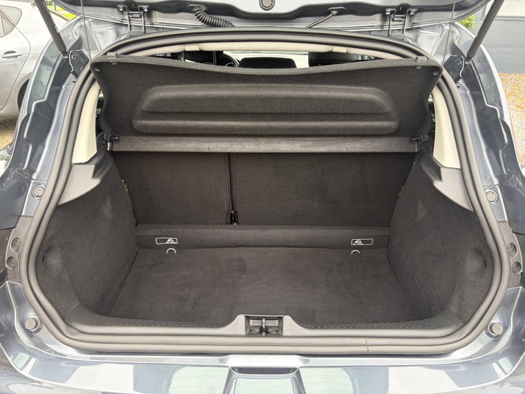 Vehicle Image 39