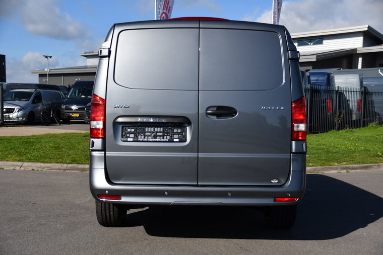 Vehicle Image 38