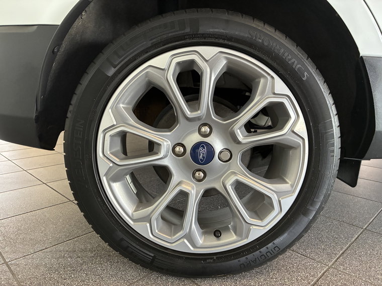 Vehicle Image 23