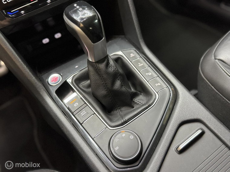 Vehicle Image 42