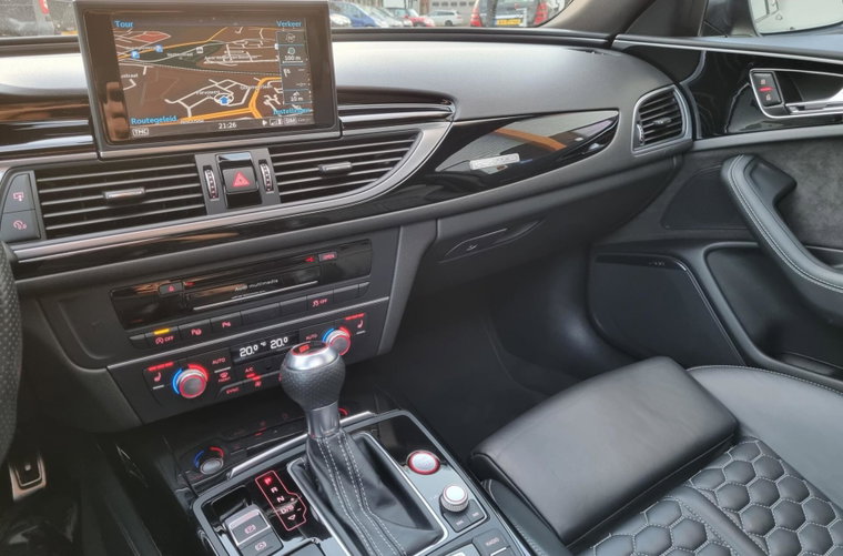 Vehicle Image 22